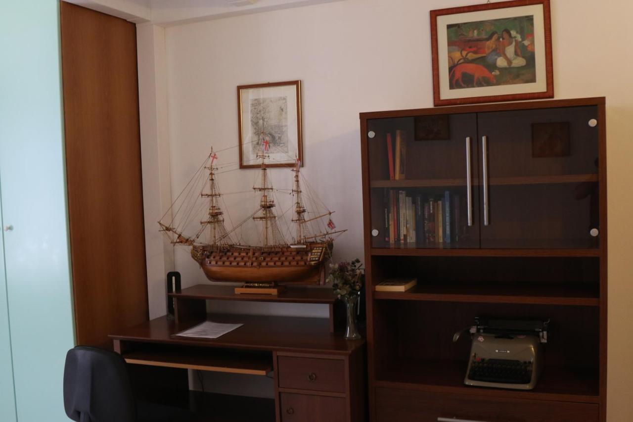 Holiday House Nel Cuore Di Бари Екстериор снимка
