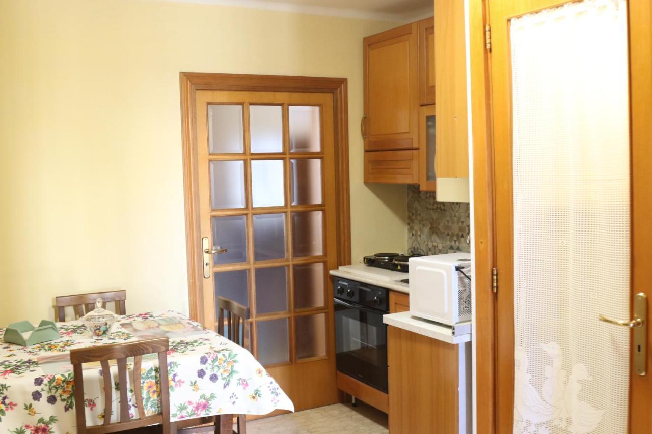 Holiday House Nel Cuore Di Бари Екстериор снимка