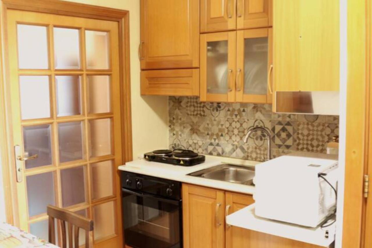 Holiday House Nel Cuore Di Бари Екстериор снимка